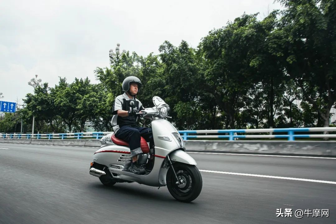 17款标致django测评,标致djangocaferacer开箱