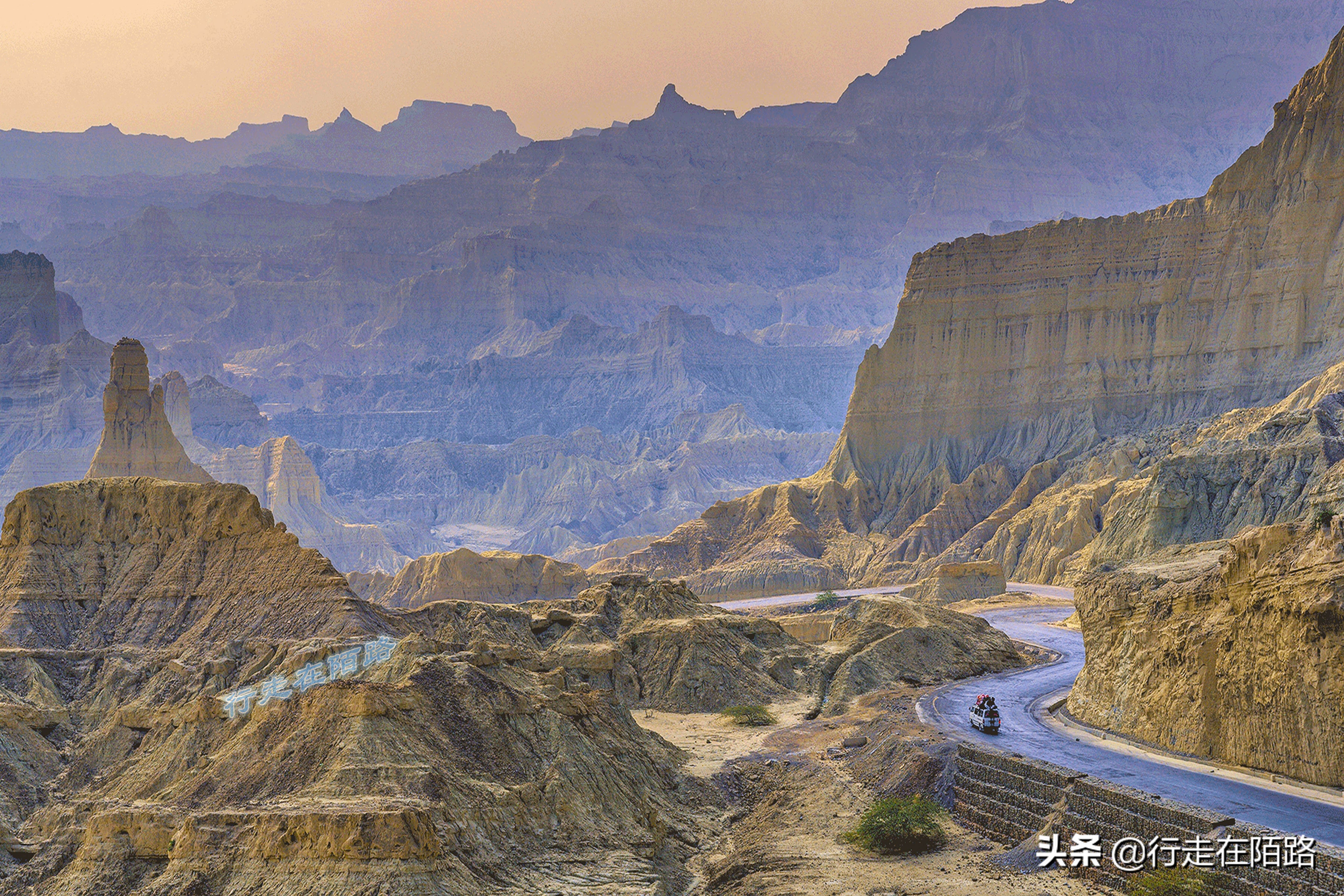 瓜达尔港为什么给新加坡运营,瓜达尔港40年运营权