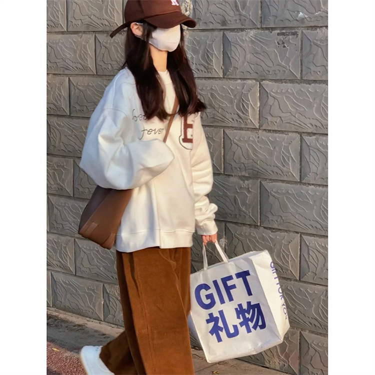 购物技巧:怎么买到适合自己的卫衣