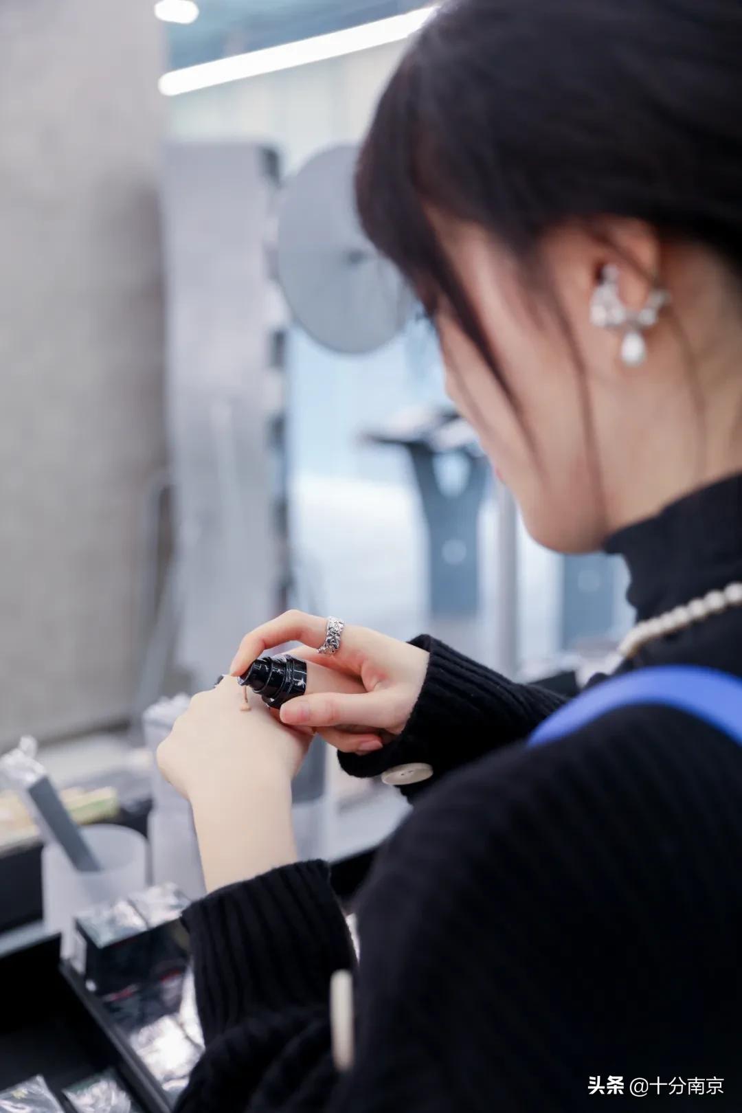 南京有哪些美妆集合店,极光美妆集合店