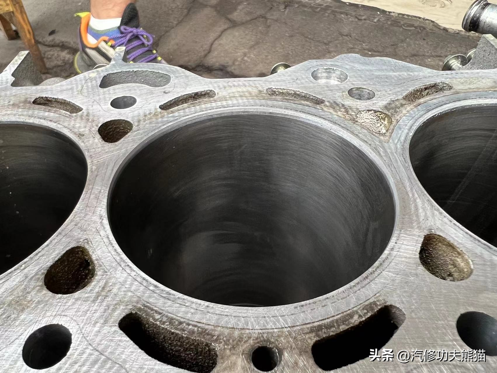 沃尔沃2.0t烧机油维修方案,沃尔沃2.0t多少公里烧机油