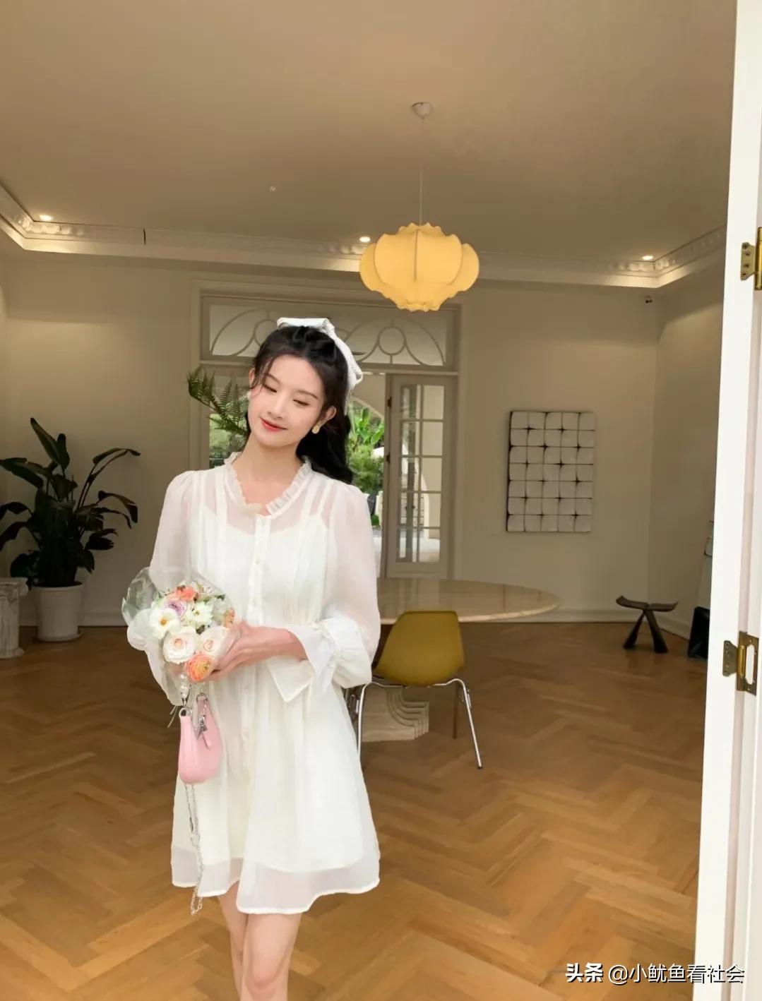 天生皮肤黑的人变白要怎样内调,皮肤黑怎么不用任何产品就能变白