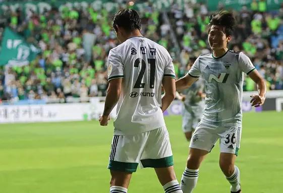 韩职全北现代vs蔚山现代比分预测,蔚山现代vs首尔fc比赛结果