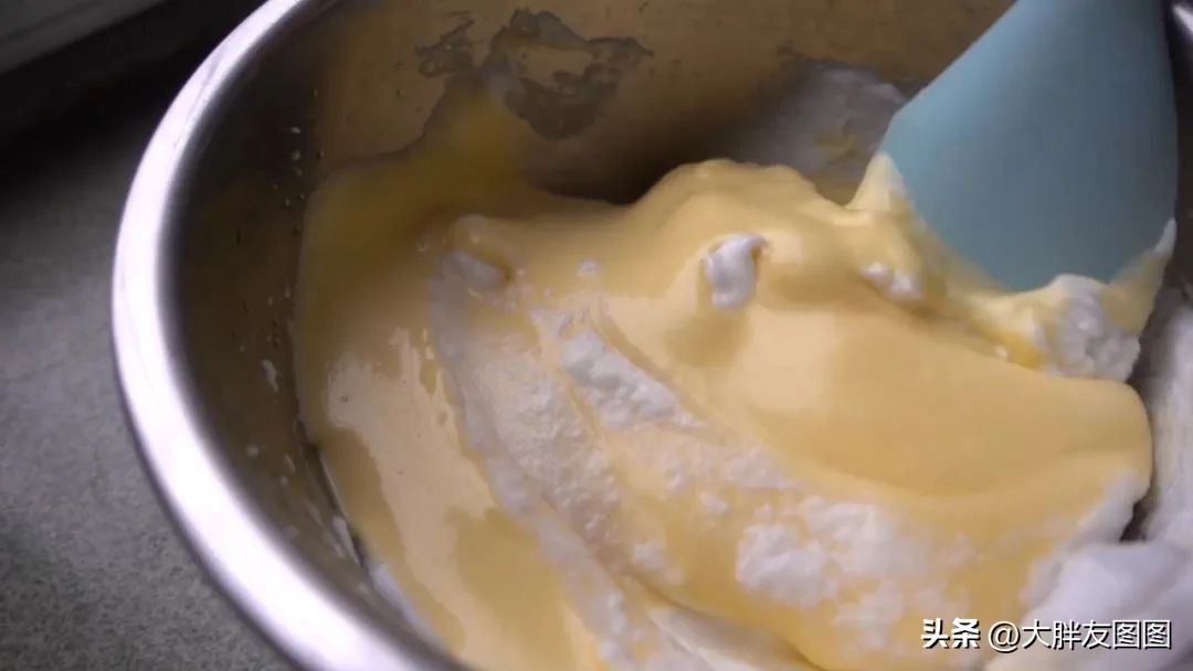 六寸戚风蛋糕一直失败怎么办,零失败戚风蛋糕方子做纸杯蛋糕