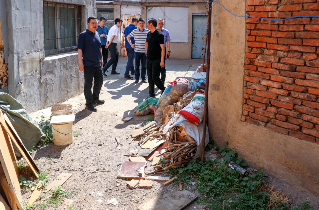 鍩庡競绠＄悊绐佸嚭闂鏆楄琛屽姩,鐫ｅ療鏆楄鍩庡競绠＄悊