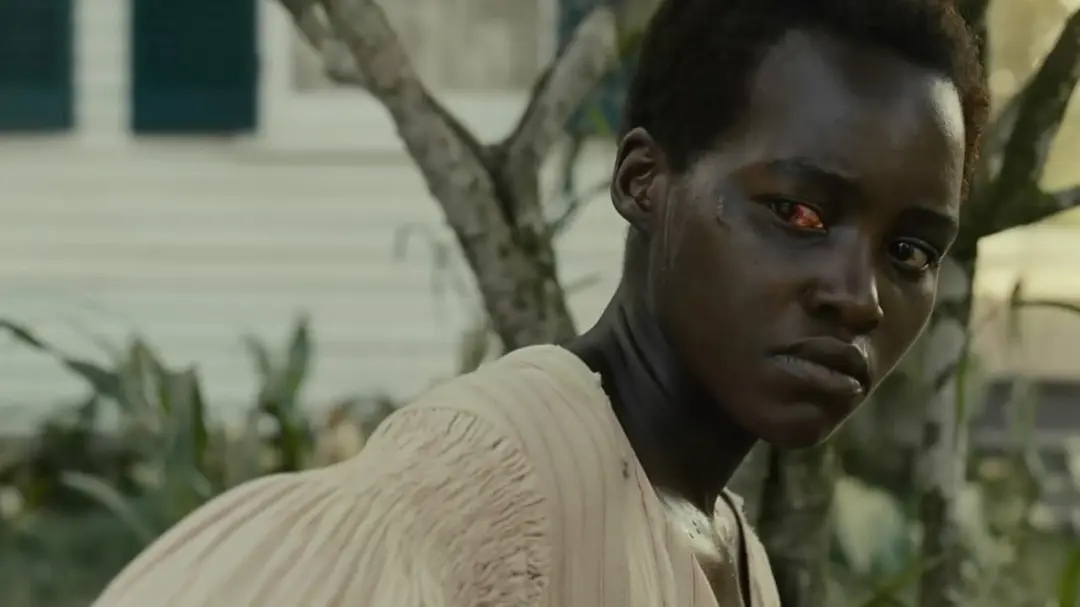 刻印在身体的*行暴**，《为奴十二载》营造一个历史与现实交织的空间