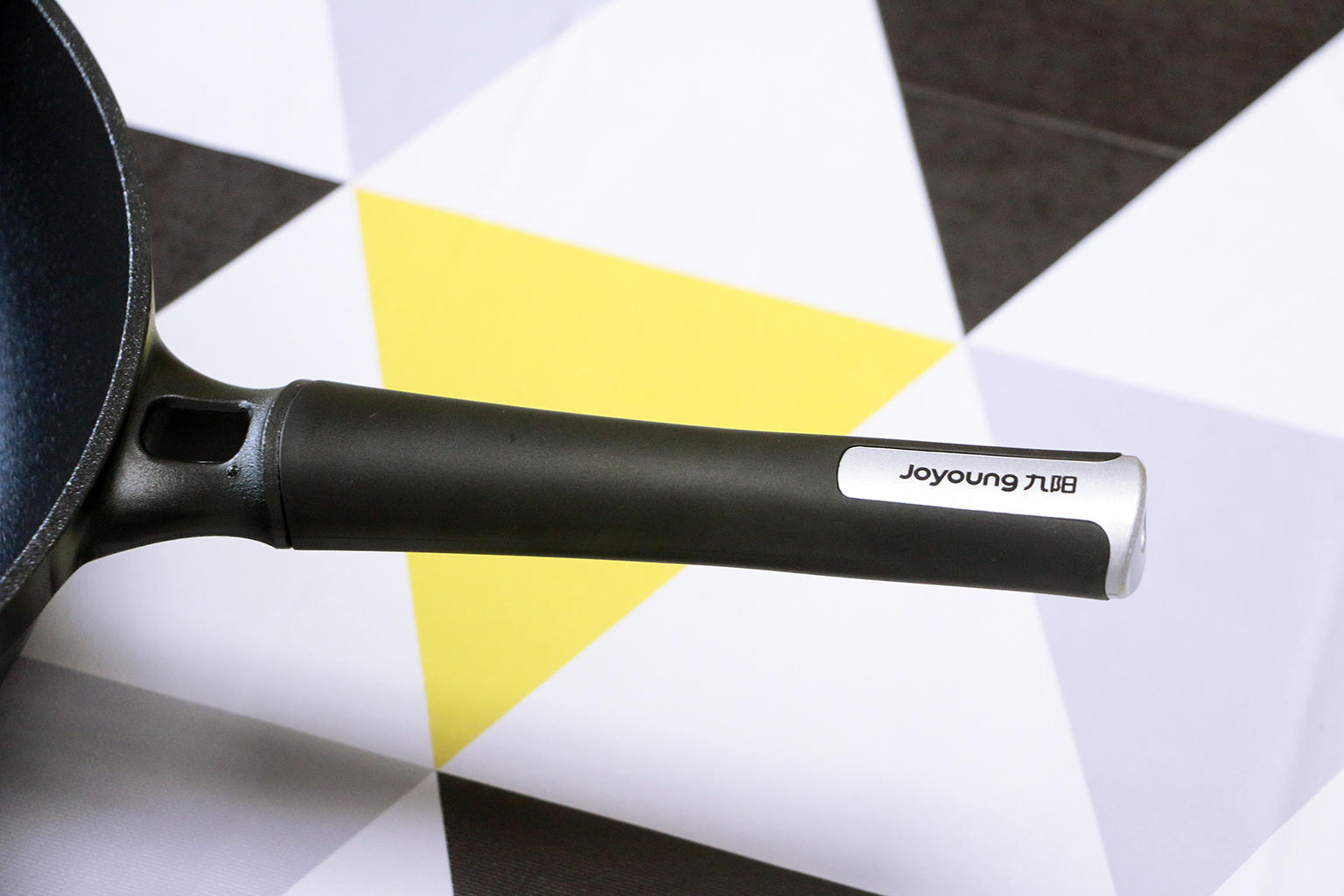 不惧铁铲的铁锅,九阳大魔王爆炒不粘锅测评