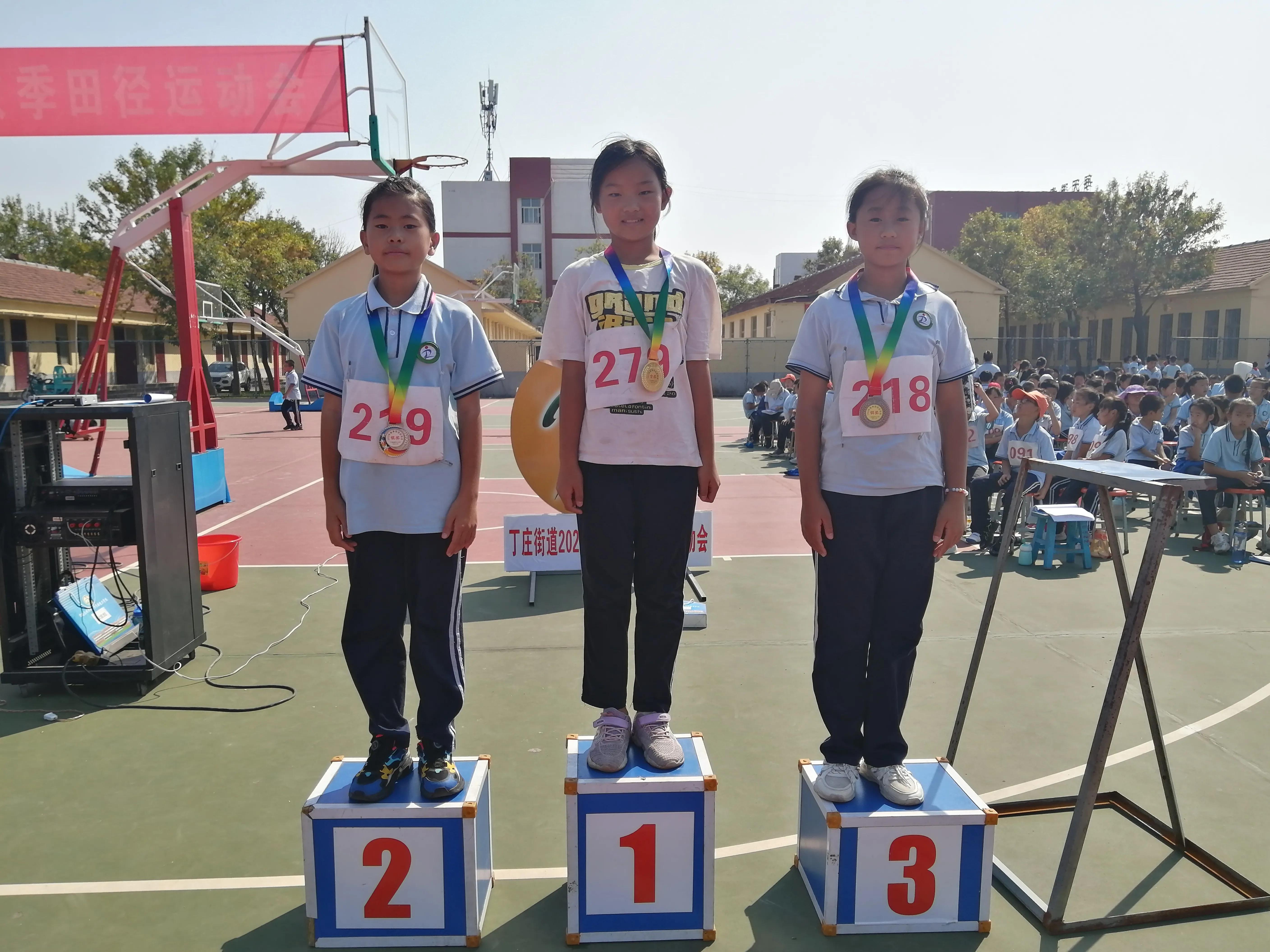 运动赛场上的超燃时刻,运动场激情飞扬