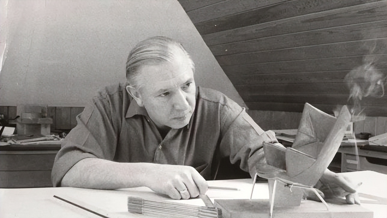 北欧极简高端创意网红椅子,网红椅子懒人椅