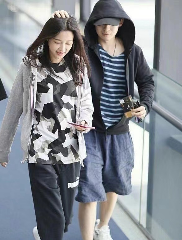 孙怡晒4岁女儿正面照！大福有大脑门、长睫毛，被妈妈称为小小董