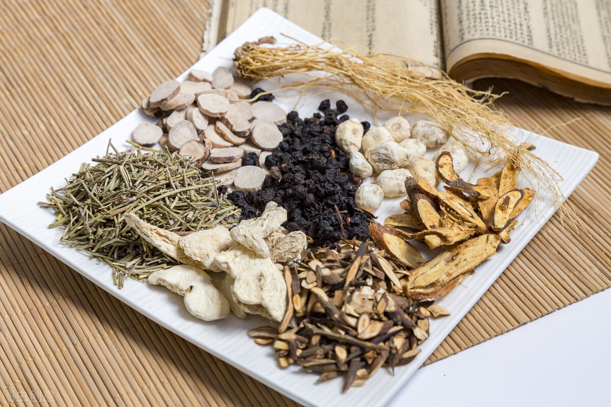 女性闭经要不要用激素治疗,闭经的女人用什么雌激素软膏好