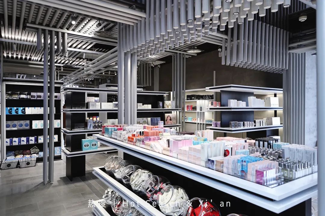 西安新地标！火遍全网的高端美妆店HAYDON黑洞来啦！女明星集合