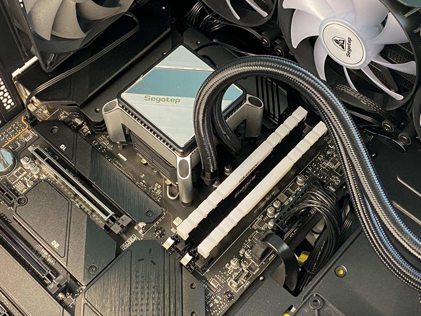 英特尔12代处理器比11代强吗,英特尔12代值得入手吗