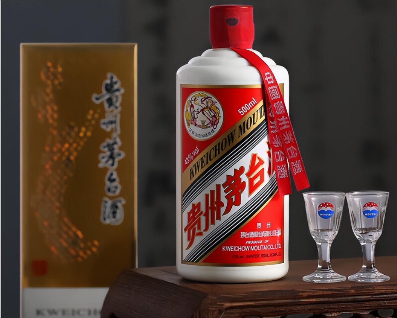 一瓶粮食酿的白酒成本到底是多少,粮食酿造白酒的成本大概多少