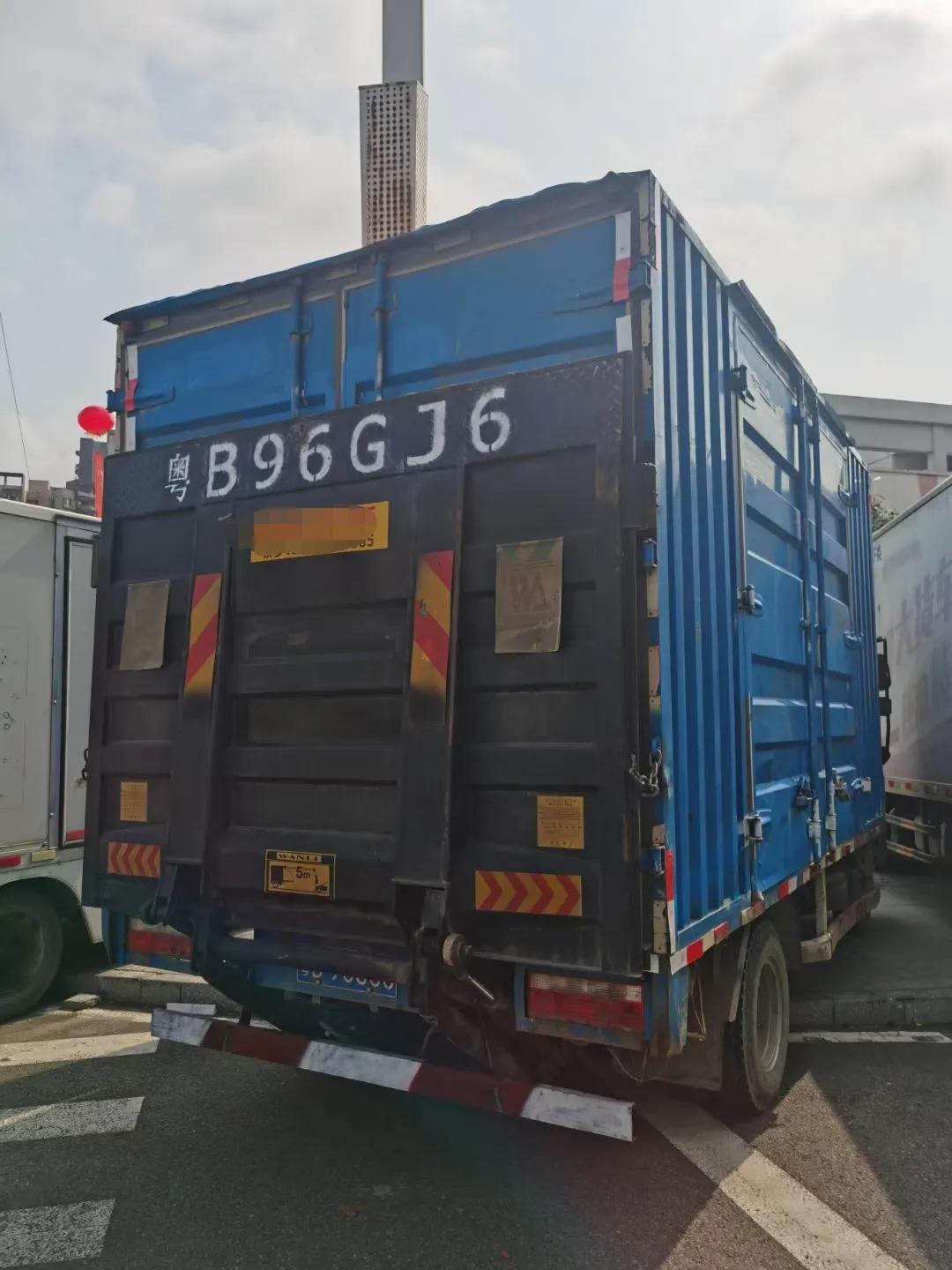 深圳新能源4.2米厢式货车出租,广州新能源4.2米货车租赁带尾板