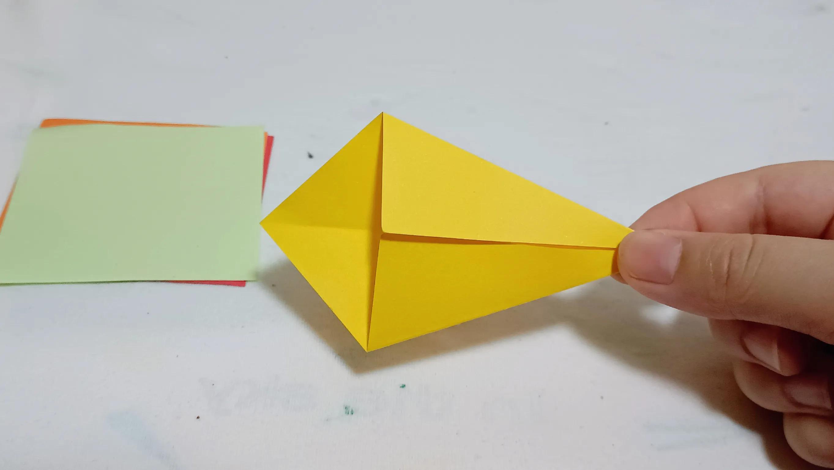 亲子手工折纸叶子,手工折纸幼儿园枫叶