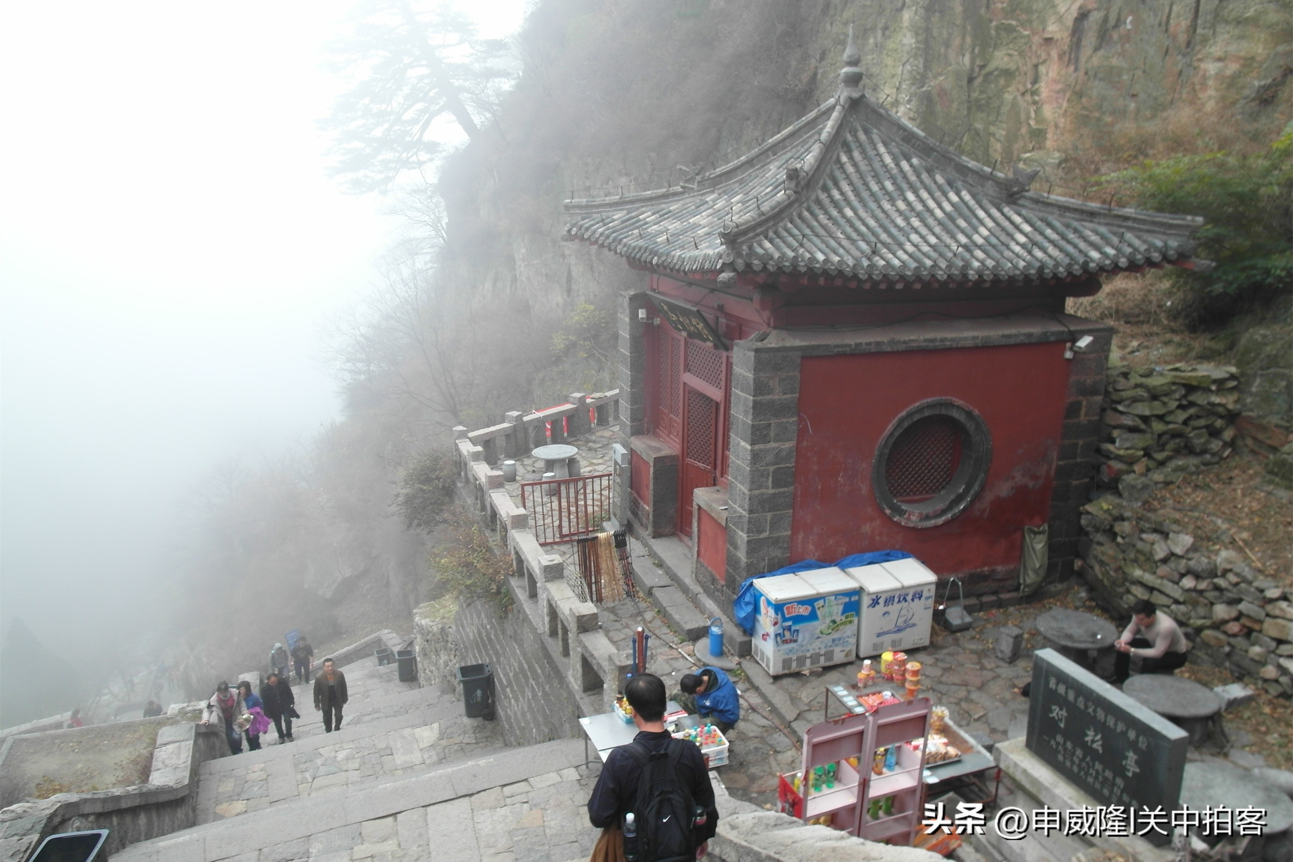 登泰山玉皇顶风景,登泰山顶看美景