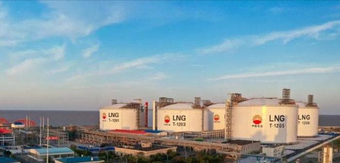 高价进口原油低价出口成品油,中国进口原油还是成品油