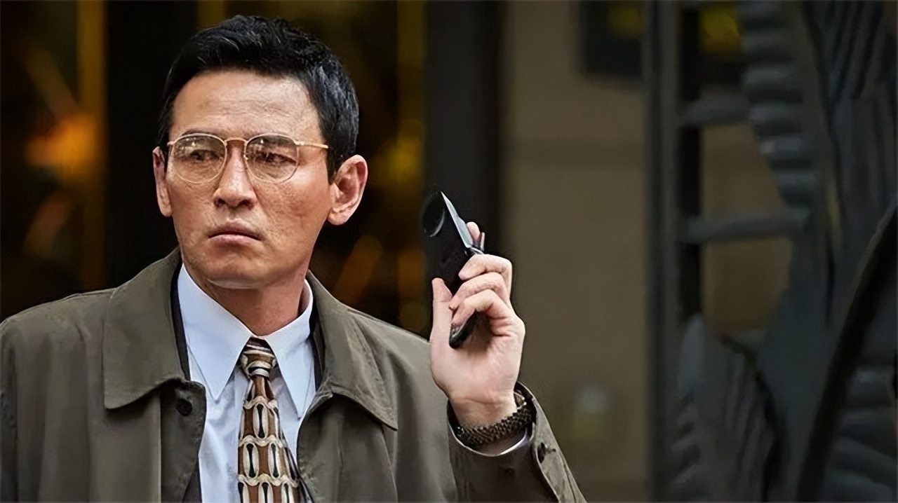 96年，韩国最强特工会见朝鲜领袖前：强忍痛苦将*听窃**器塞入尿道