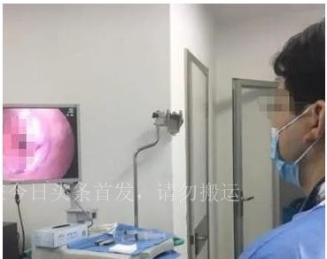 男子发现妻子床上有大量血迹,女子发现床上有血迹