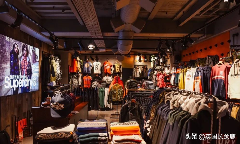 别再只盯着bba了,hm和zara哪个衣服好看