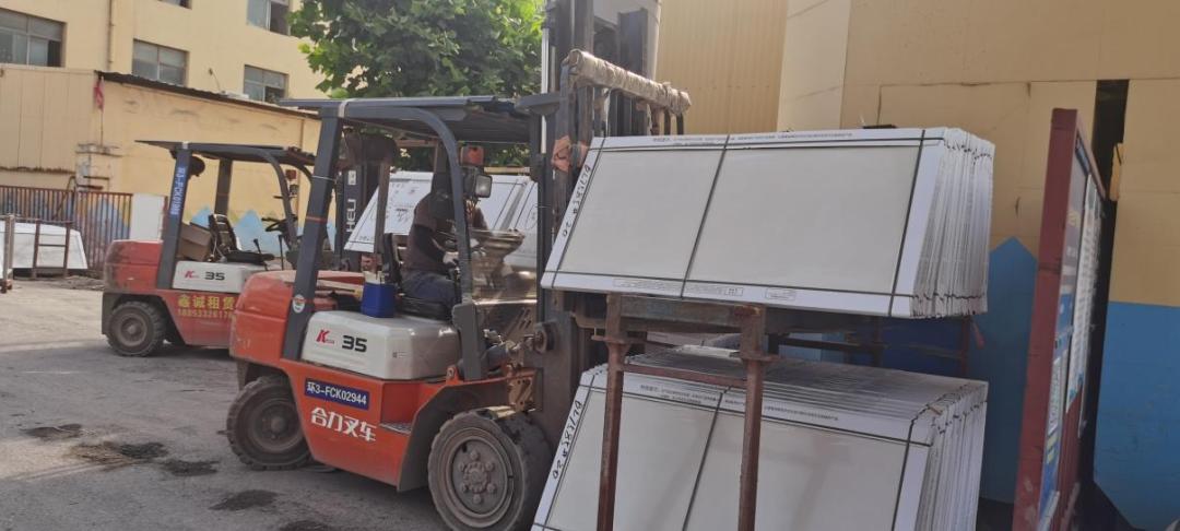 山东淄博瓷砖厂价格表一览,山东淄博生产瓷砖