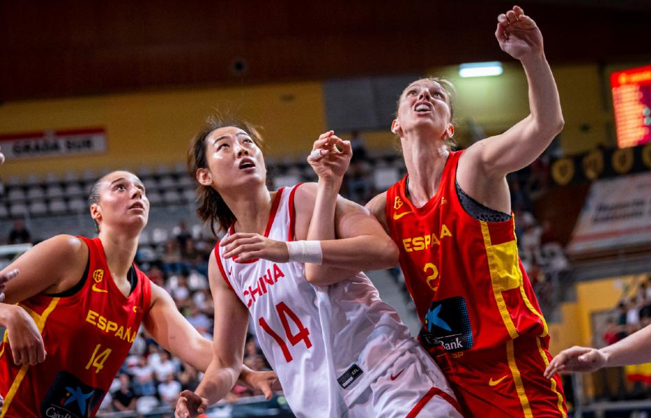 女篮惨败澳大利亚41分,女篮惨败法国32分是什么原因