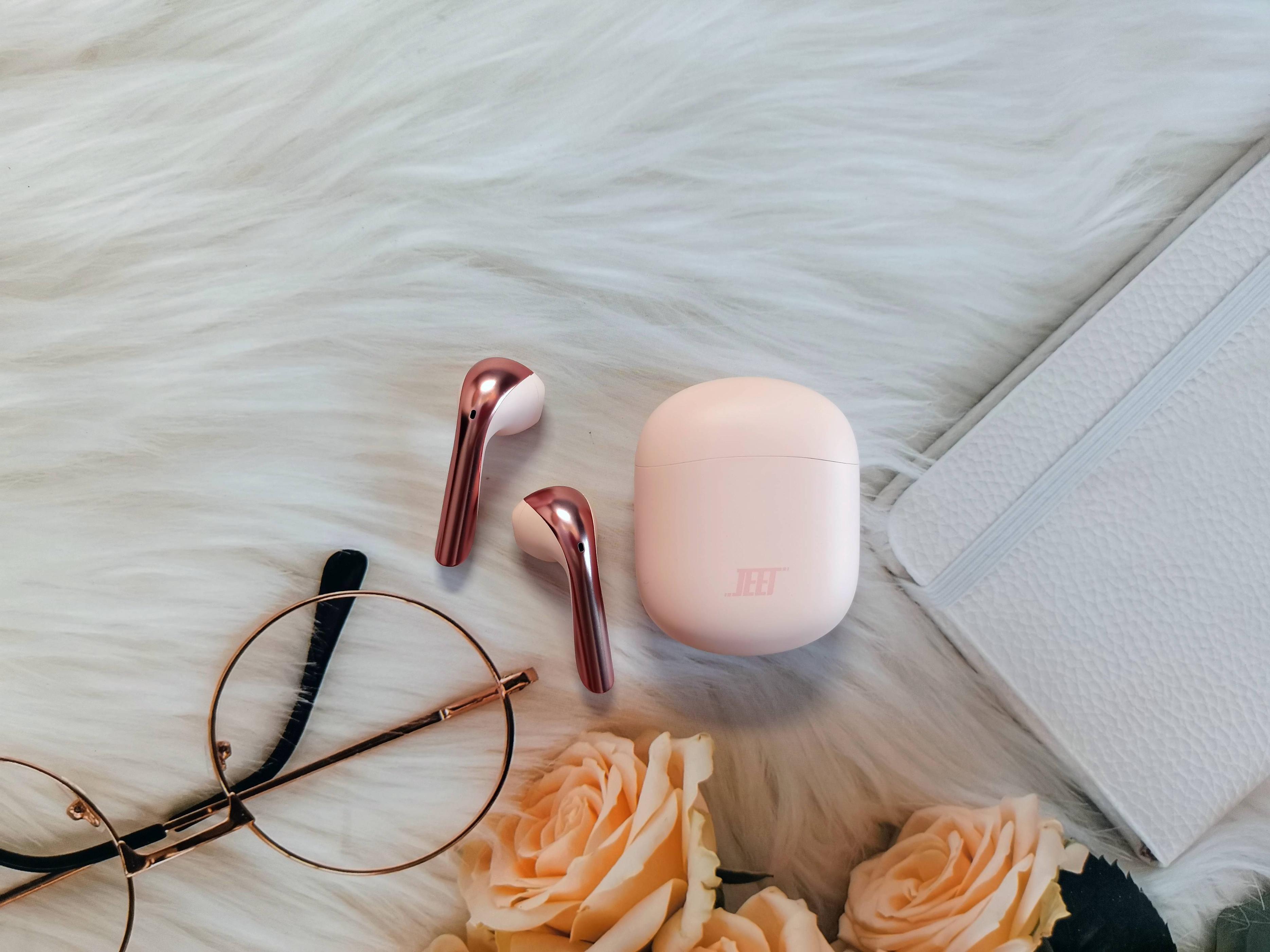 中端蓝牙耳机推荐性价比高排行榜,千元级的无线蓝牙耳机推荐