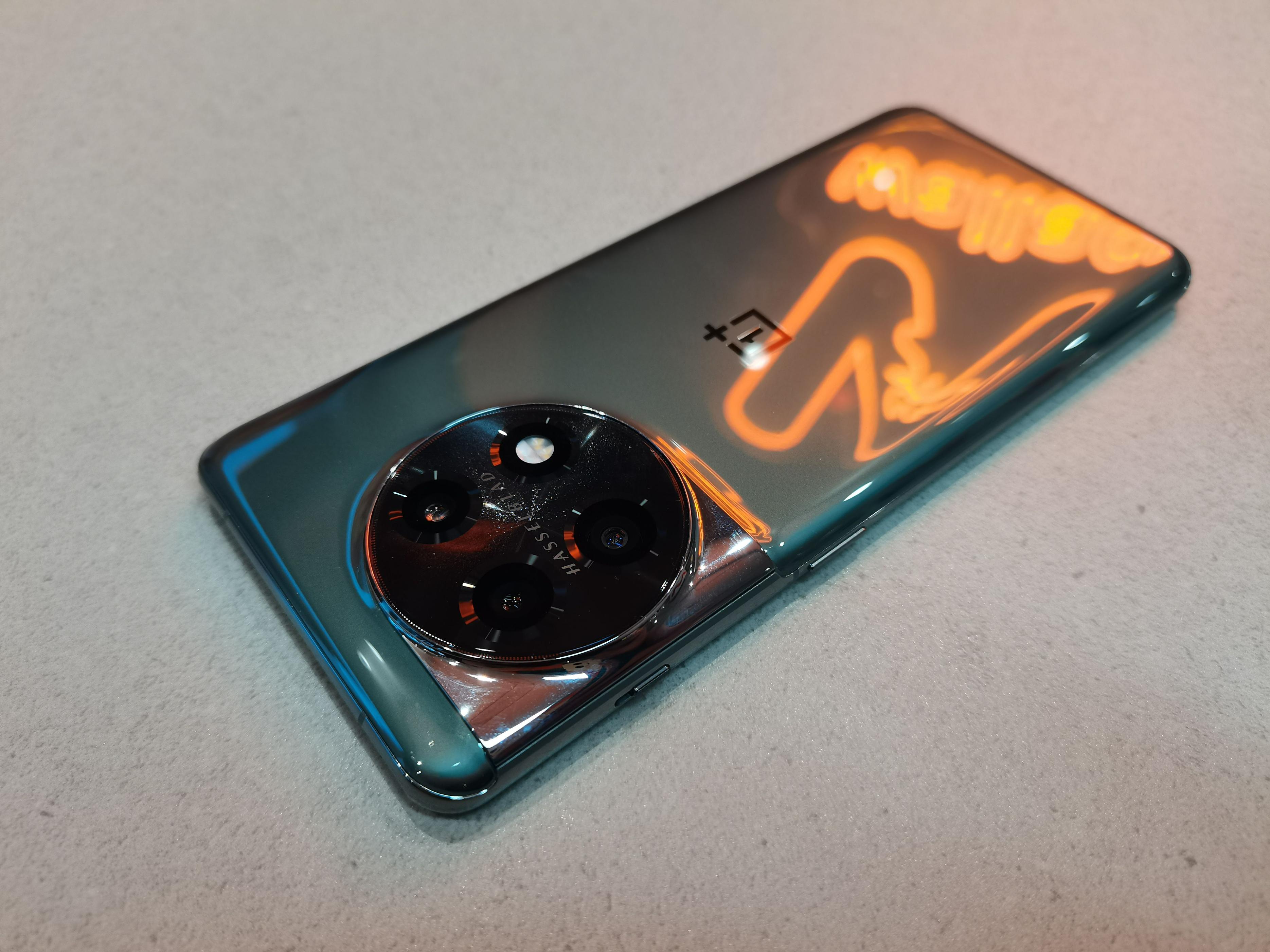 辛苦一年！浪浪山小妖有自己的新年礼物吗？我的礼物是一加11