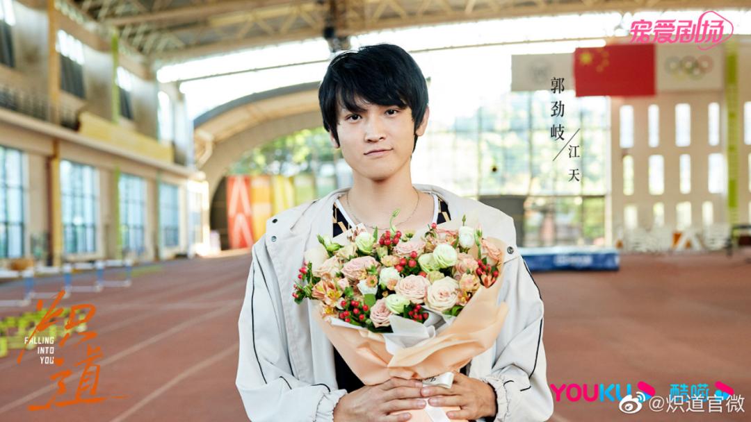 央视田径解说陈晨抖音号,奥运田径解说陈晨