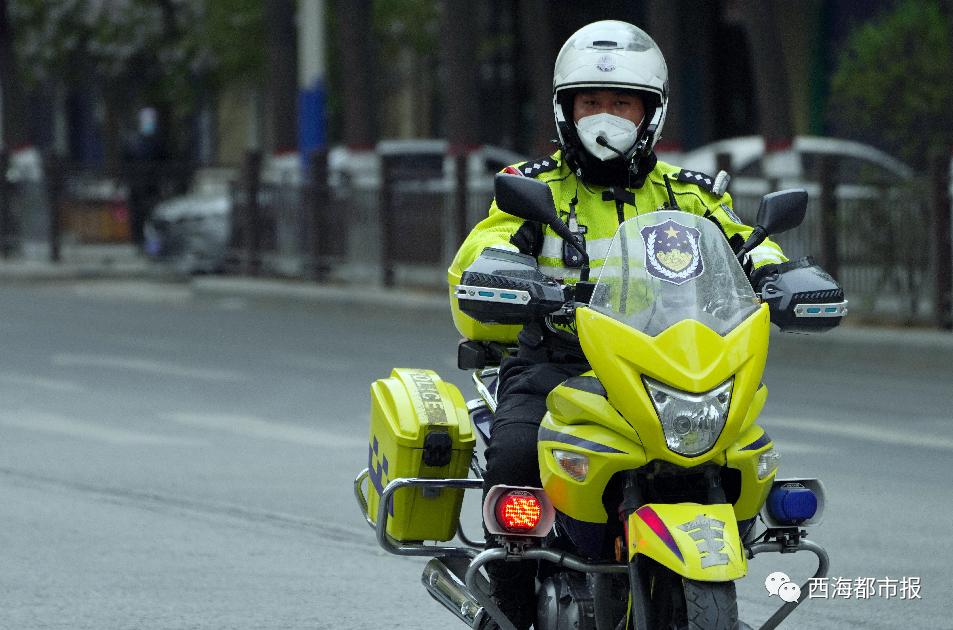 图集|今早的西宁城！有序有爱有速度...