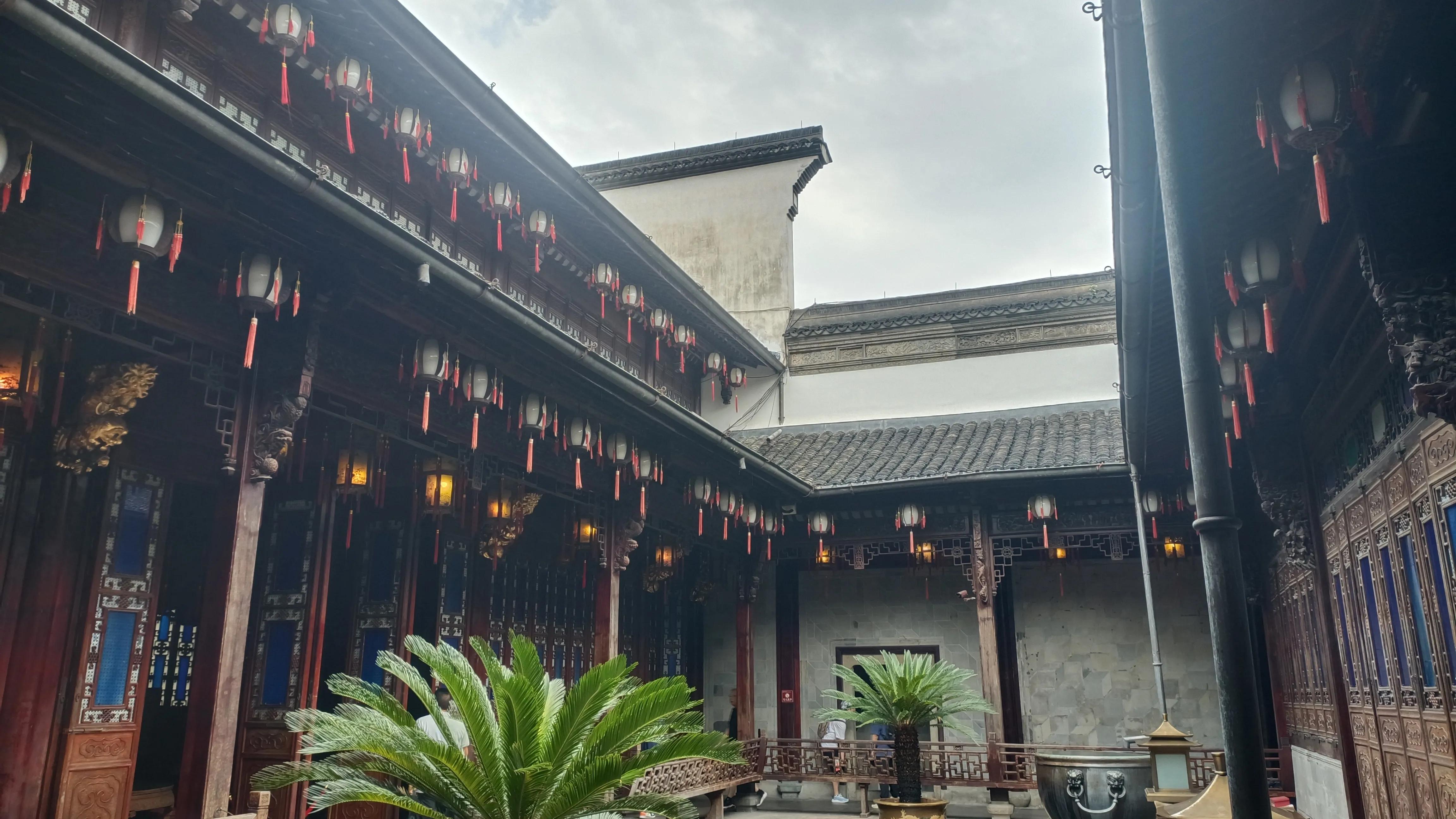 参观胡雪岩故居感想,带你走进红顶商人胡雪岩故居