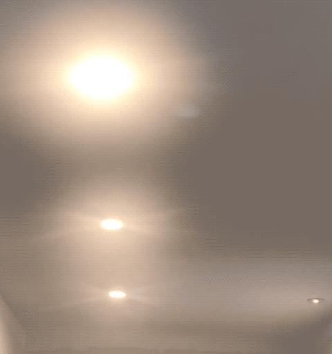 墙壁开关跟墙面开关有什么区别,无墙面开关