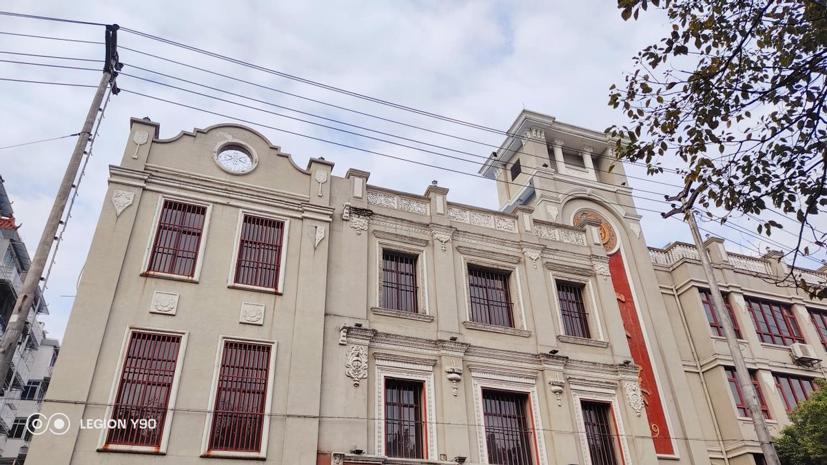 联想拯救者y90打游戏断触,联想拯救者y90重度续航测试