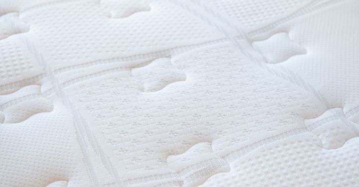 乳胶床垫伤膝盖吗,乳胶床垫与非乳胶床垫