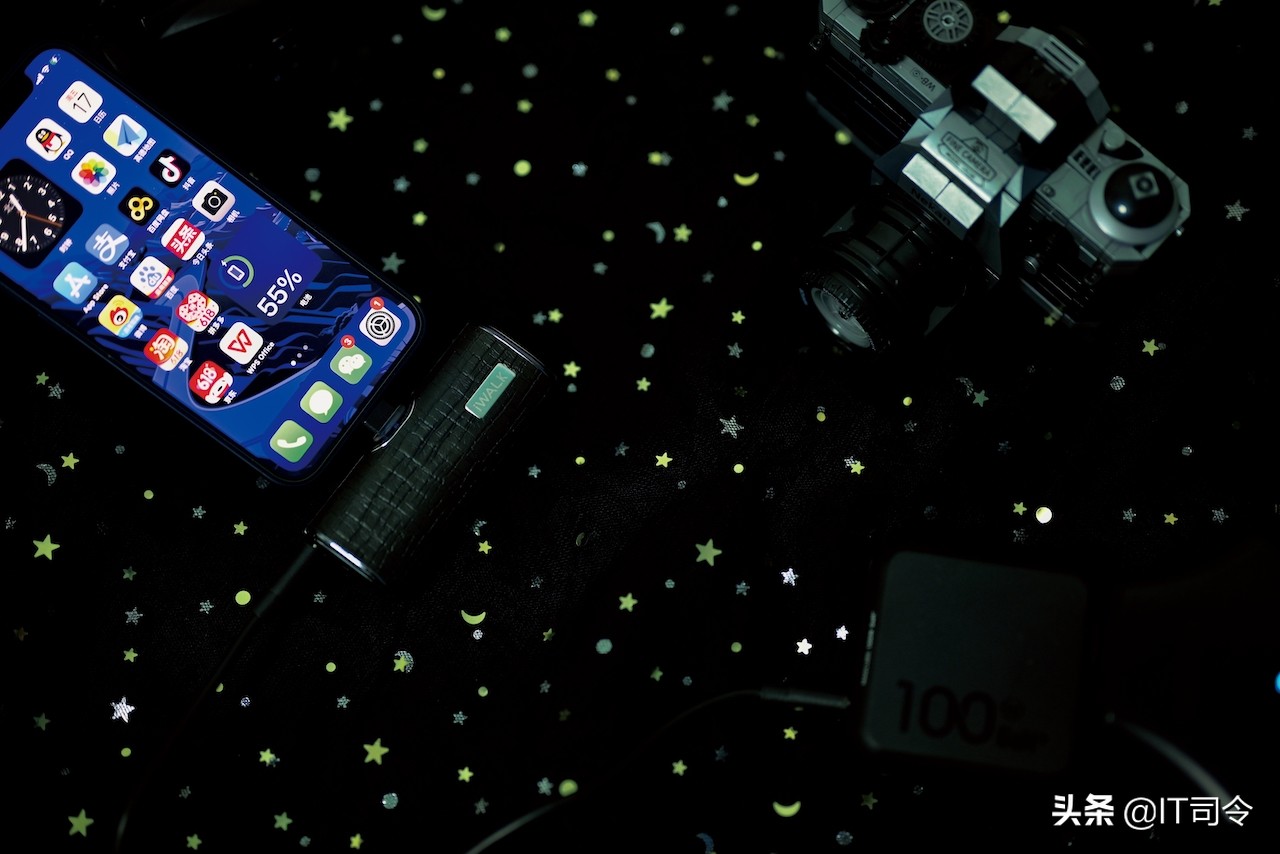 iwalk爱沃可无线蓝牙糖果耳机,iwalk爱沃可磁吸充电宝超薄