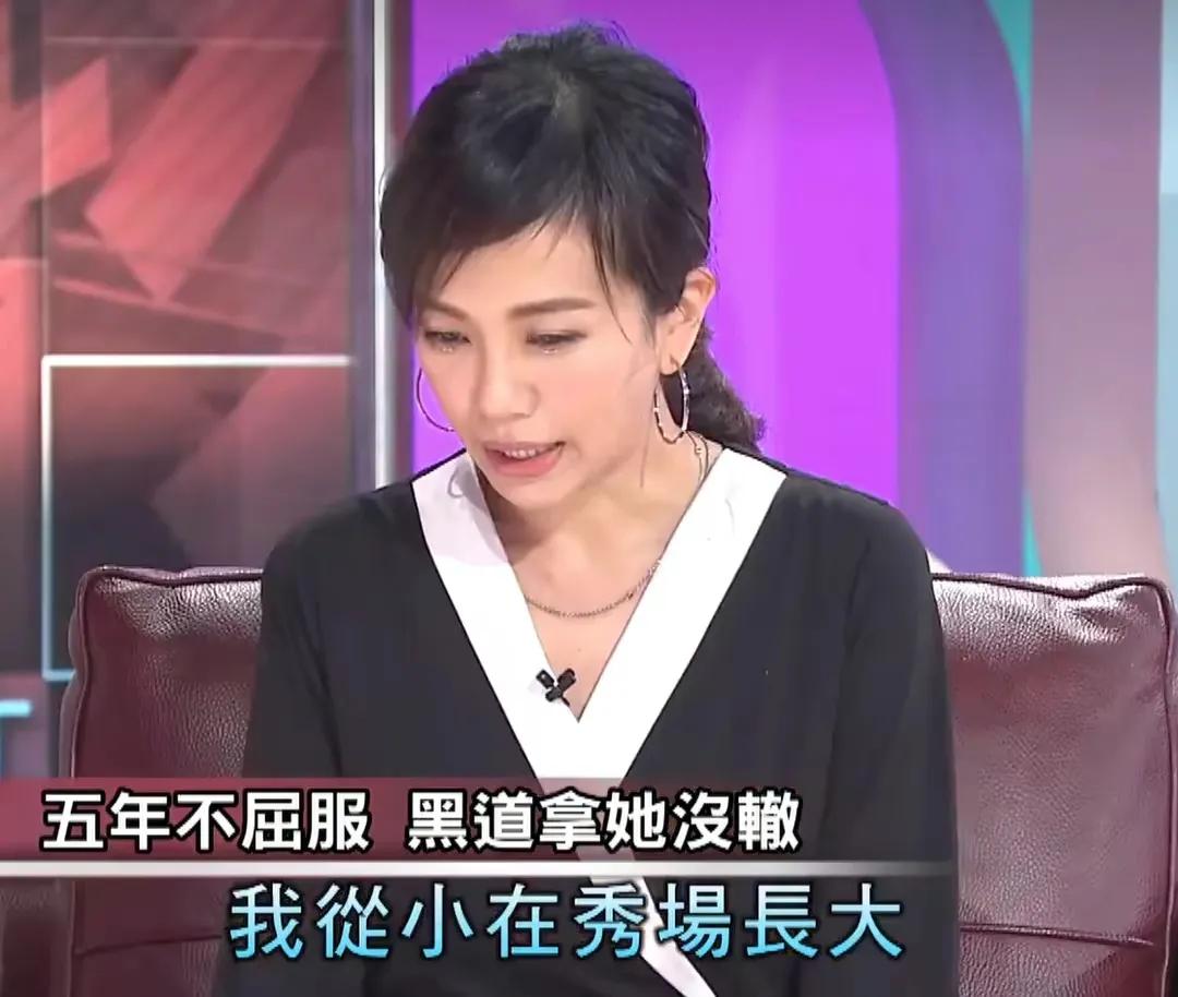 萧敬腾曝光过几次恋情,萧敬腾以前有过几个女朋友