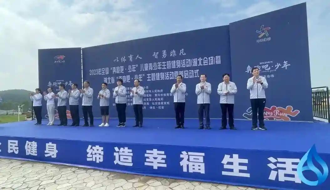 鎮夊凹濂ヨ繍鍐犲啗鏉庡,鎮夊凹濂ヨ繍璺戞鍐犲啗