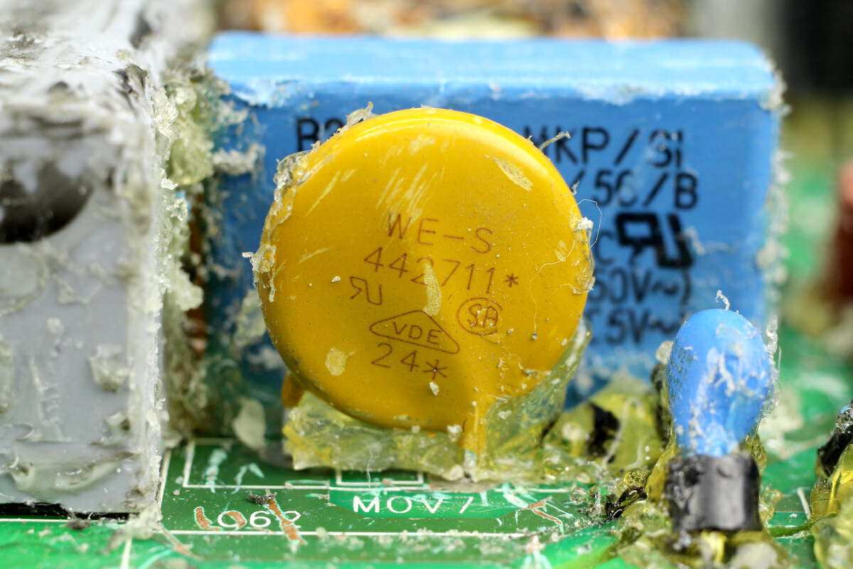 昱能光伏逆变器,昱能逆变器拆解