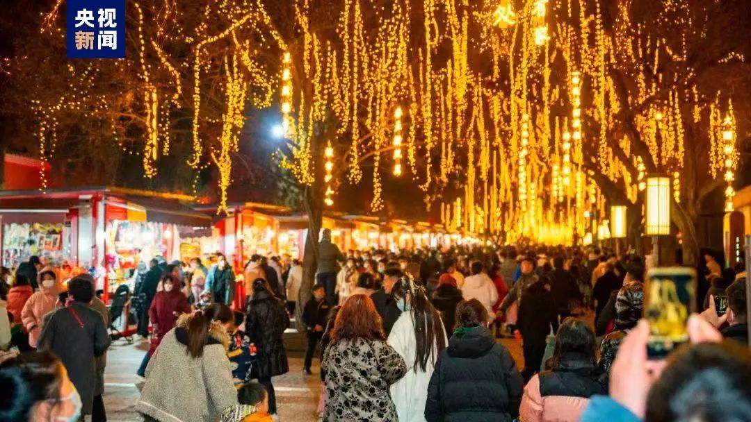 汕头小公园春节人山人海,2023年春节旅游人山人海