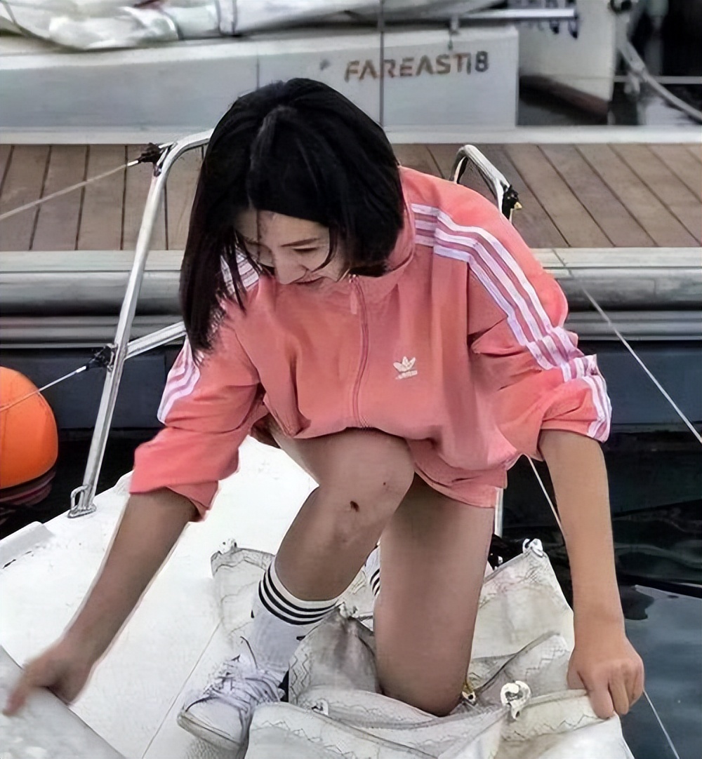 翼装飞行女孩刘安遗体捐献,天津24岁女孩刘安挑战翼装飞行