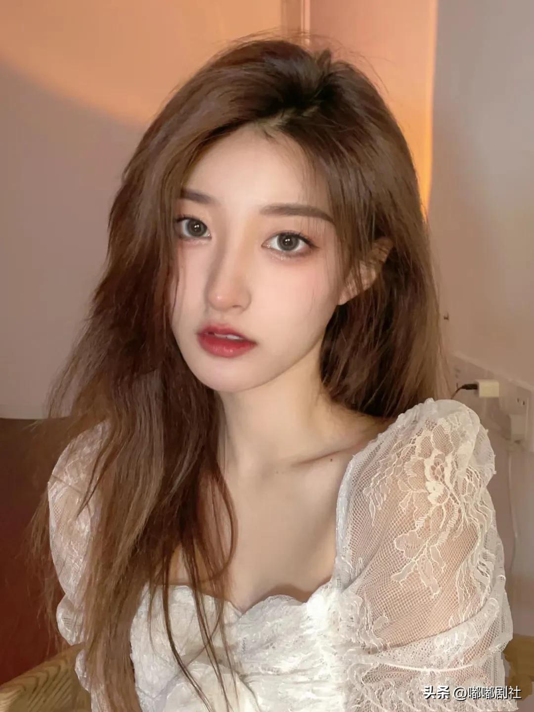 十八岁的反派光风霁月事事顺遂黑化值却为100