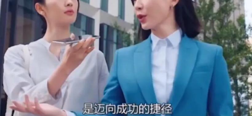 杨丽萍年轻时照片被曝出,61岁杨丽萍真实照片