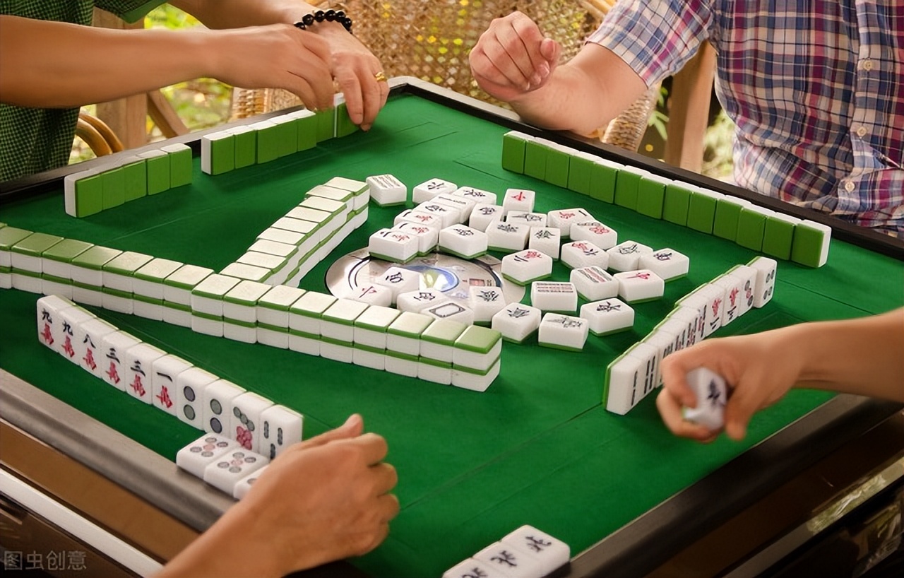 女人整天打麻将怎么办,沉迷于打麻将的女人怎么办