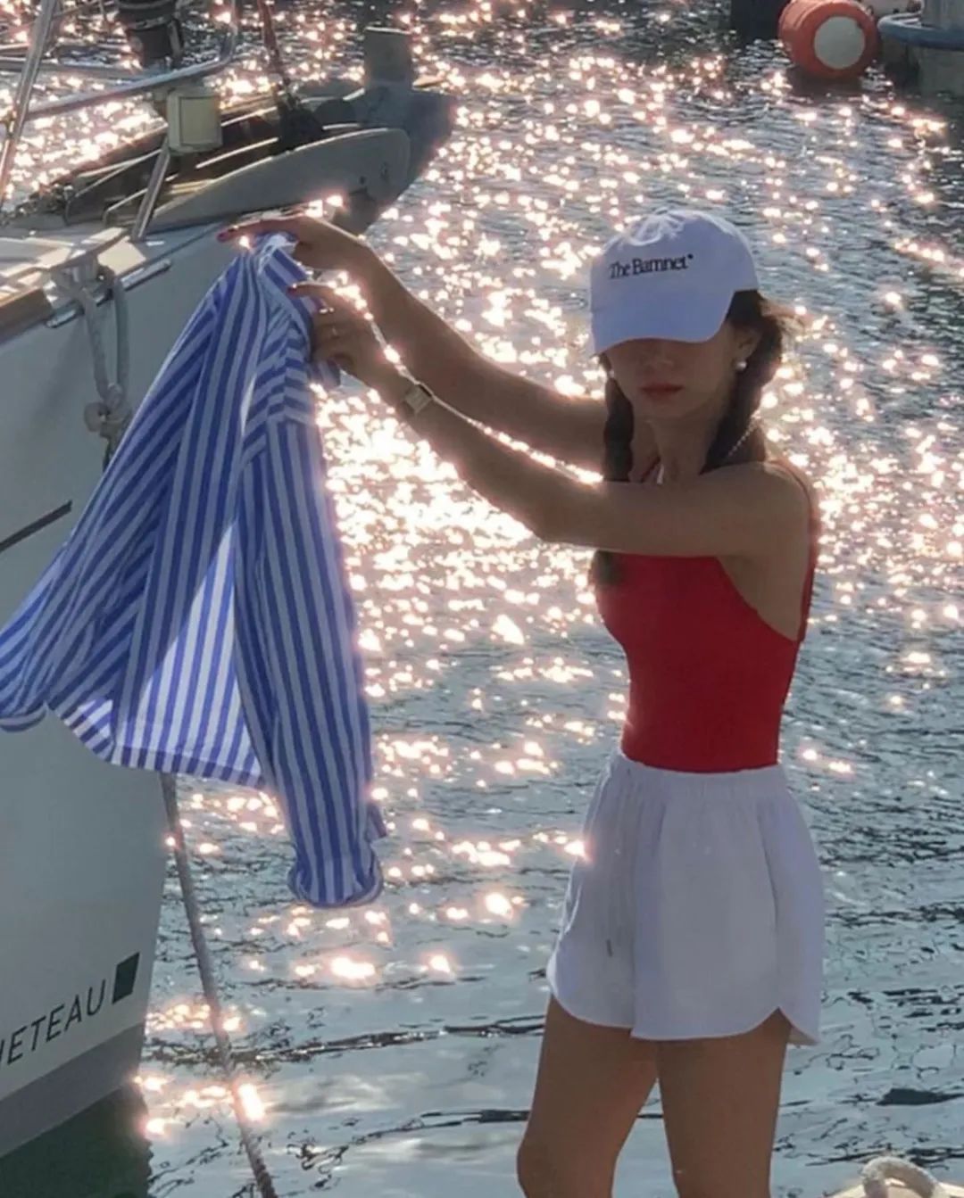 这个夏天一定要穿小吊带,夏天就是要穿上好看的小吊带