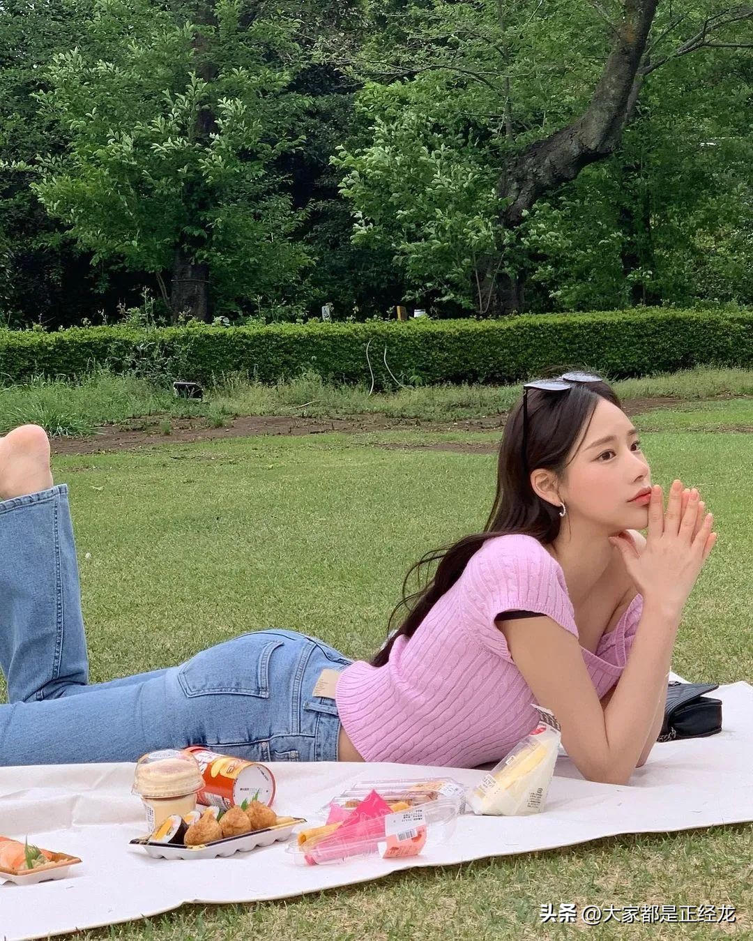 【ins推荐】韩国妹子jaeheeng，身材性感的大长腿美女模特