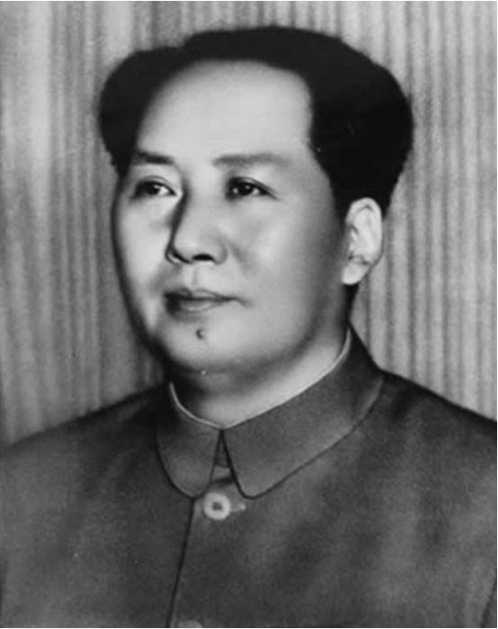 1971年，毛主席看了这份报纸后，立即指示：邀请美国乒乓球队访华