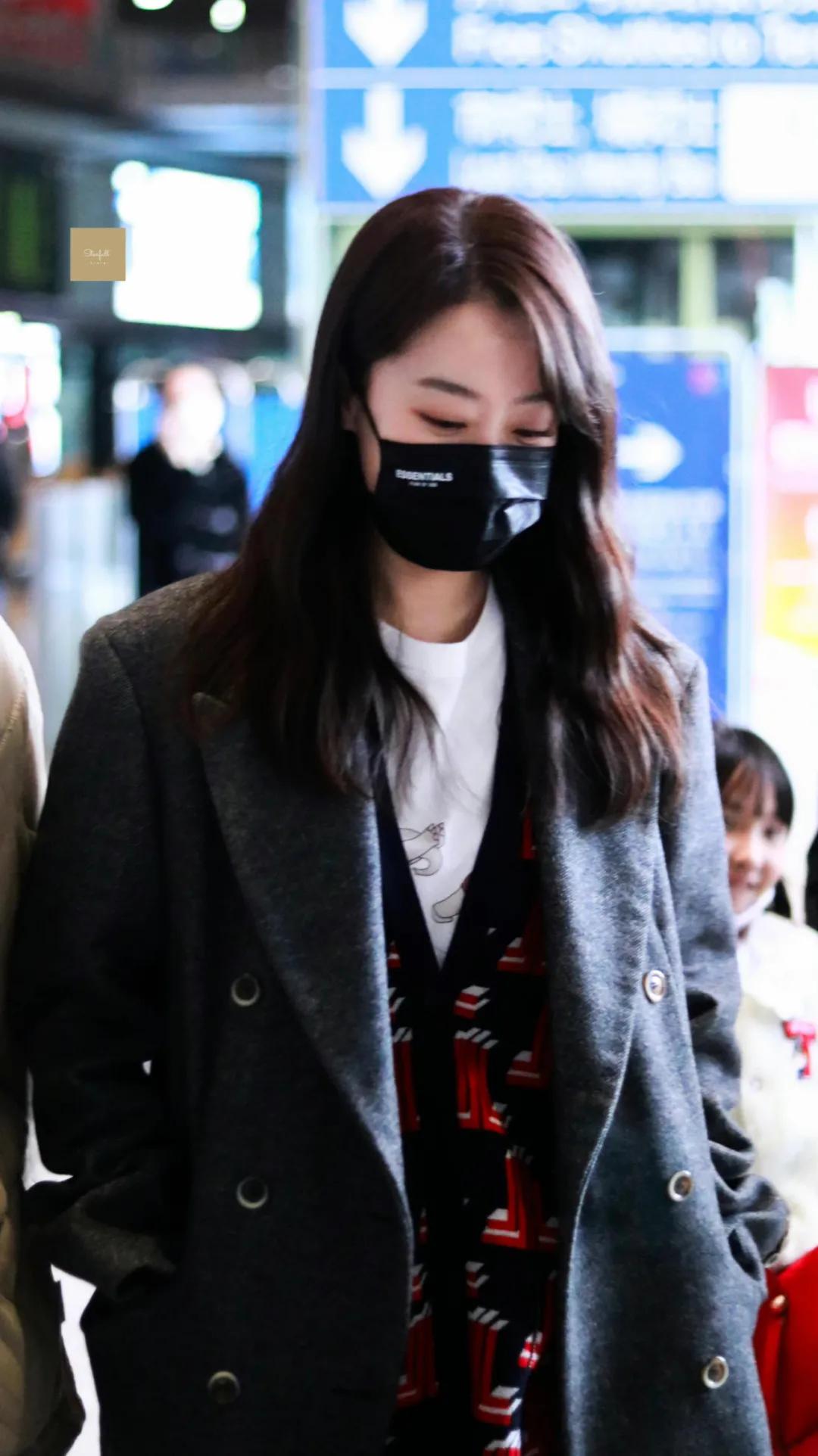 张小斐穿衣品味真不俗,张小斐晒生日视频