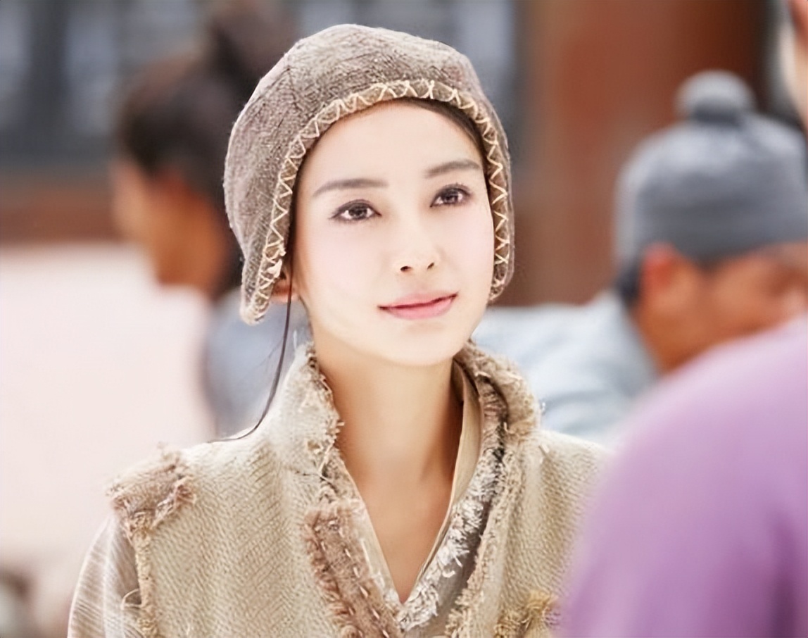 蒋雯丽以前是龅牙吗,蒋雯丽龅牙哪里的口音