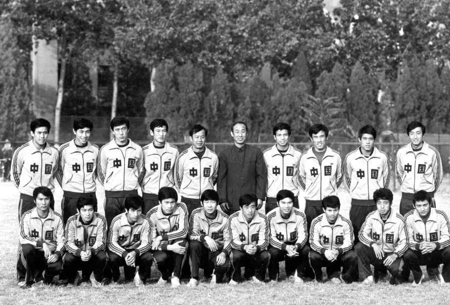 世界杯足球演变史,足球世界杯的由来50字